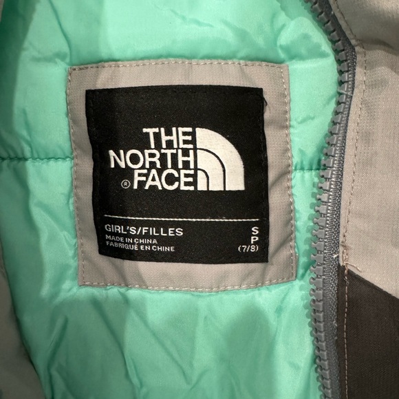 Girls’ North Face Winter Jacket - Picture 2 of 4